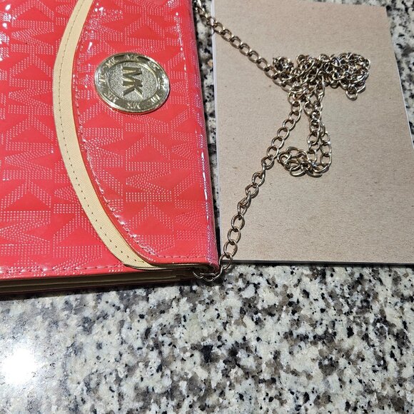 Michael Kors Coral Pink small shoulder purse/Clutch Purse - Picture 4 of 7